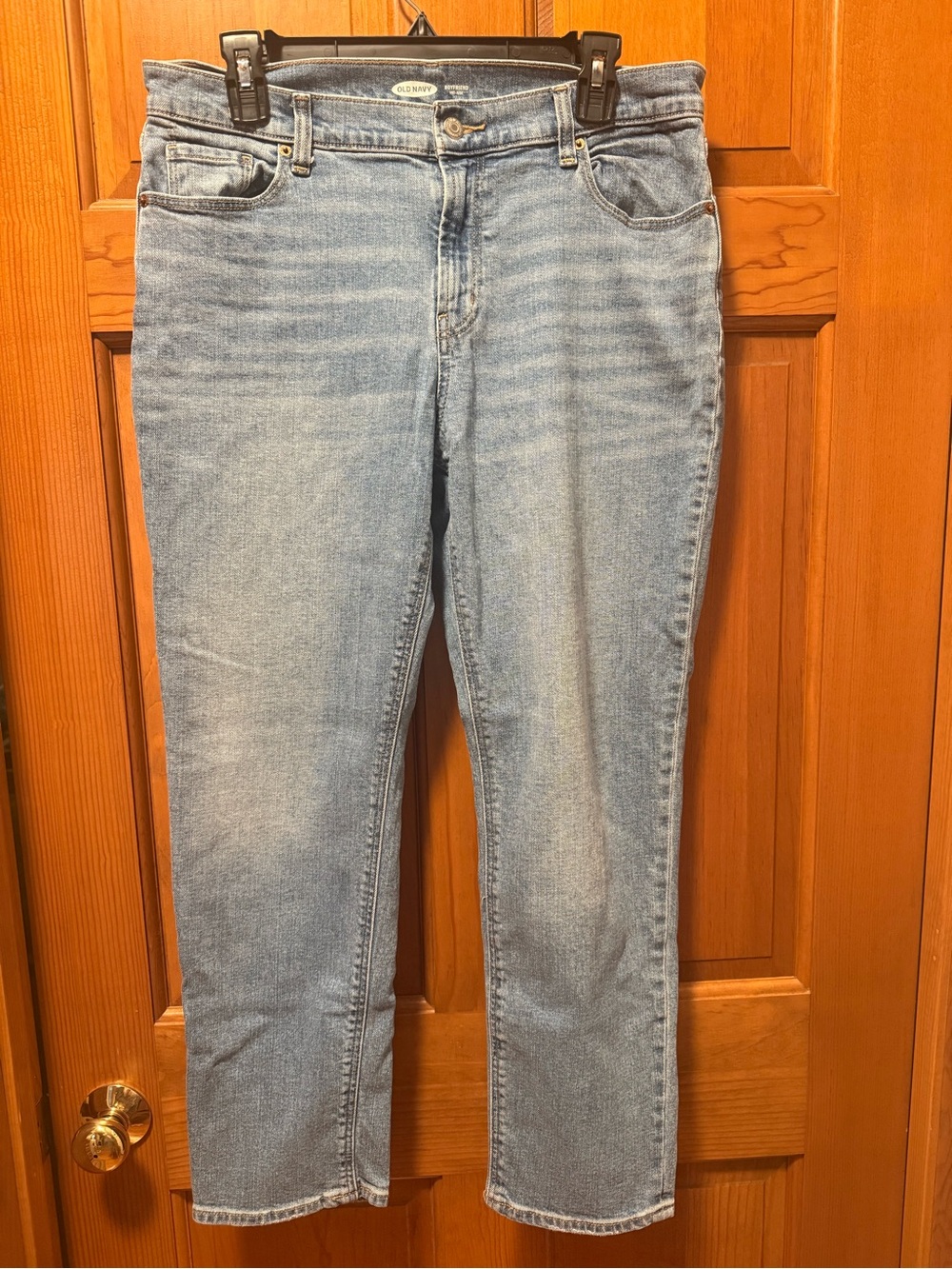 Old Navy Light Blue Women's Boyfriend Mid-Rise  Straight-Leg Jeans Size 10
